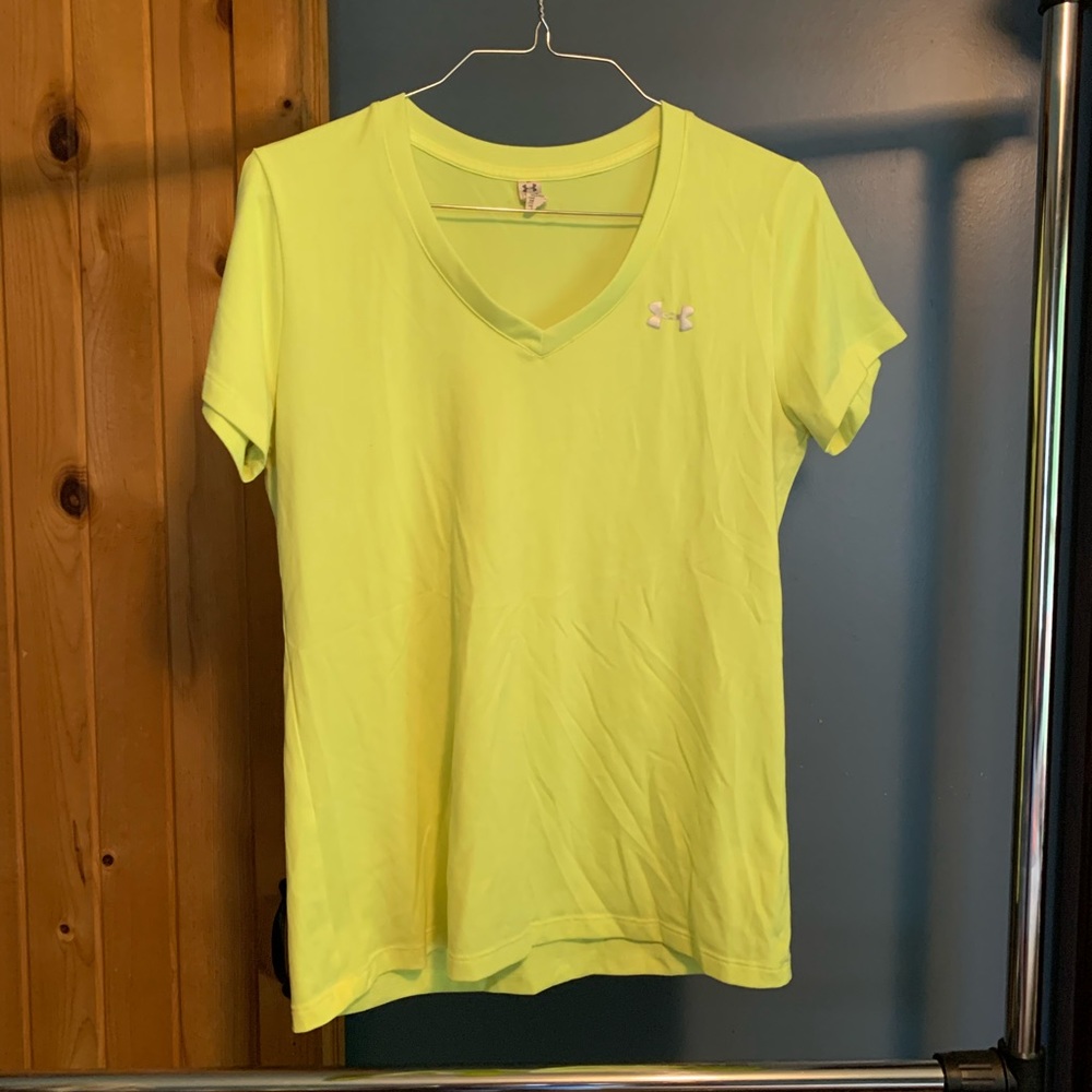 Under Armour loose fit heat gear t-shirt